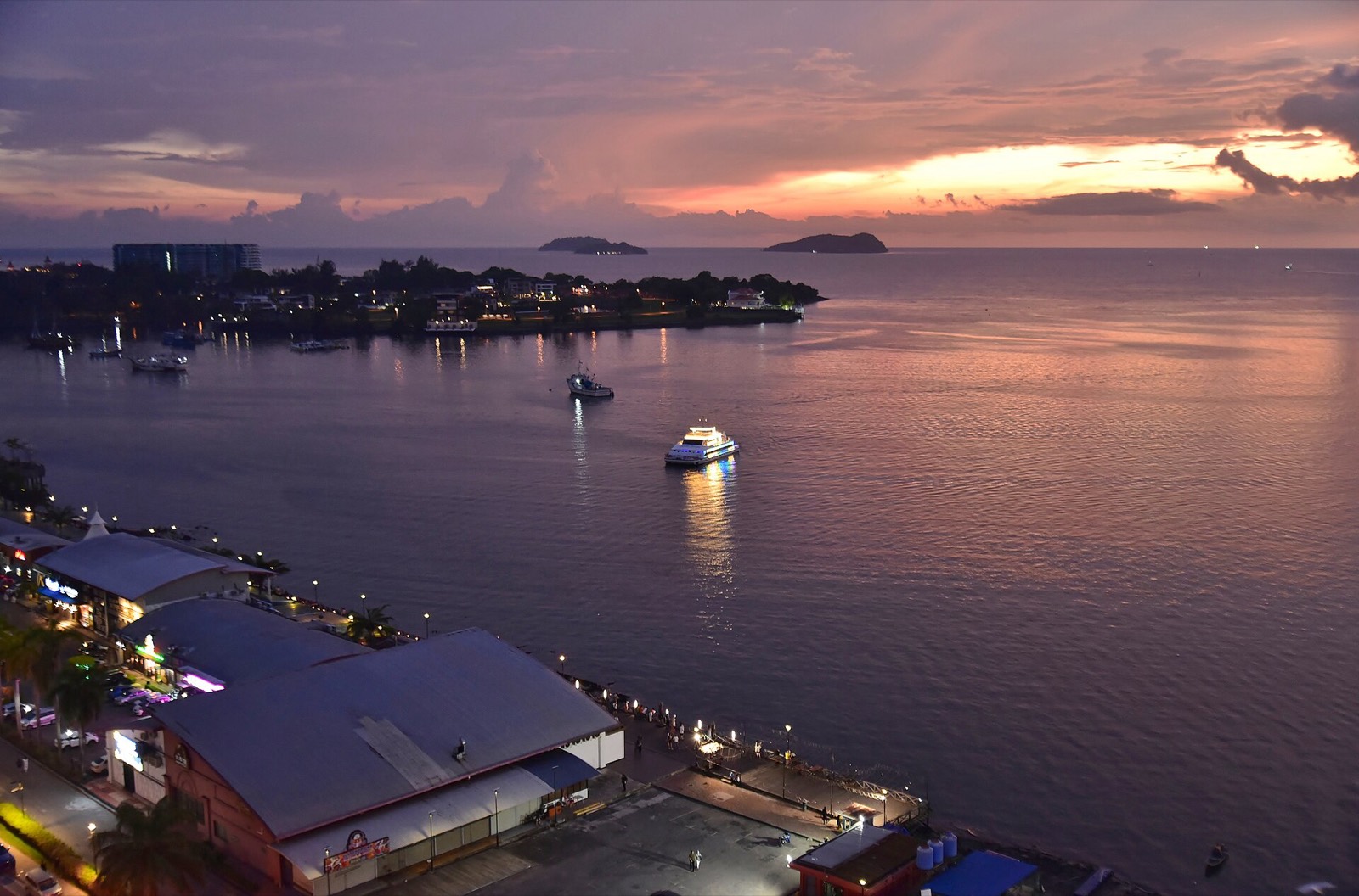 Kota Kinabalu — Borneo